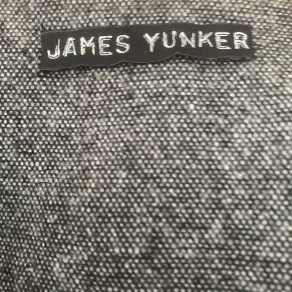 Classic Wool Blazer with a Twist. - Picture 5 of 6